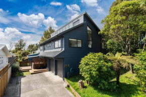 River Retreat, spa, pets, Wi-Fi, Turangi